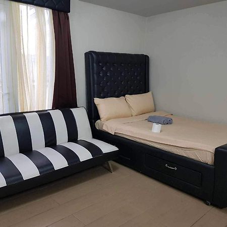 Appartement Zg-150Newport à Manille Extérieur photo
